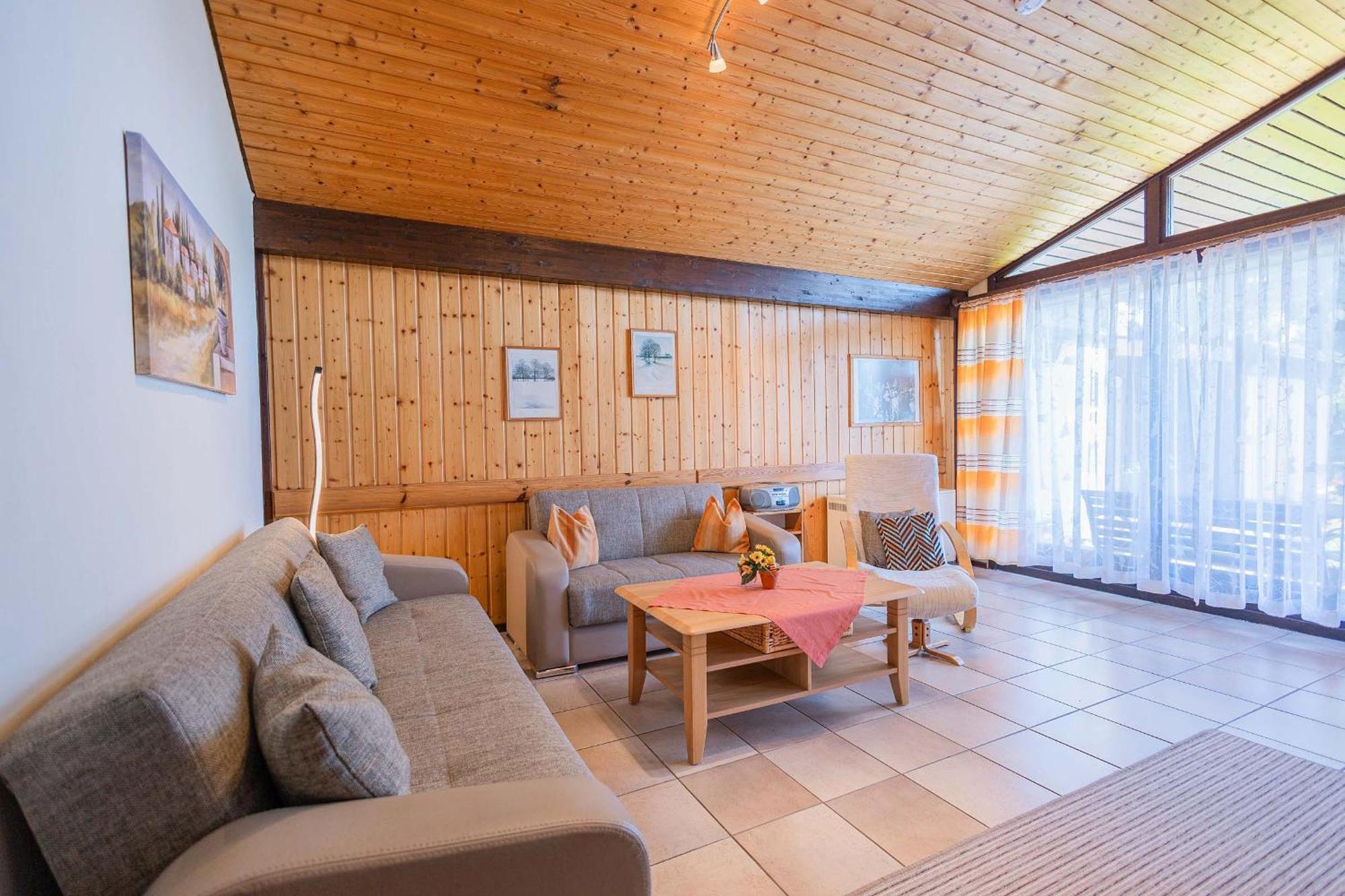 Ferienwohnpark Immenstaad Am Bodensee Satteldachhaus Typ 9 Sd 57 Bagian luar foto