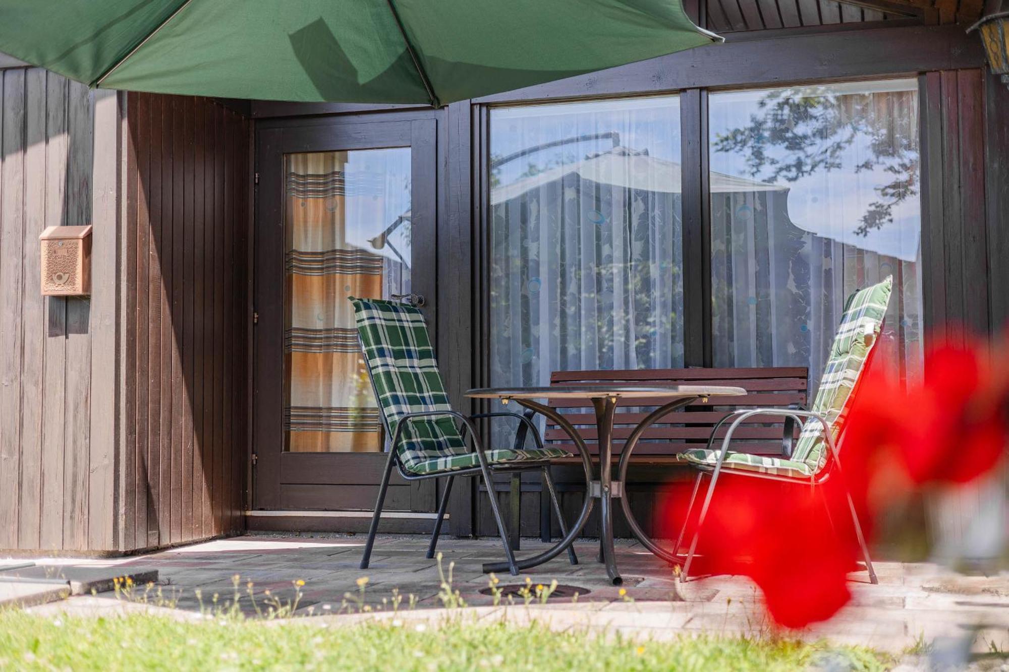 Ferienwohnpark Immenstaad Am Bodensee Satteldachhaus Typ 9 Sd 57 Bagian luar foto